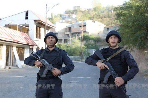 Azərbaycan polisi Laçın şəhərində xidmət başında - FOTO