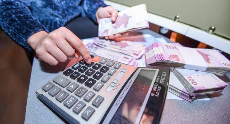 Bu şəxslərin maaşı 5 qat artırıldı - QƏRAR