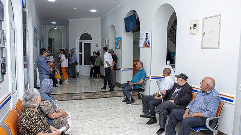 İşsizlərin tibbi sığortaya 16 manat ödəməsi məcburi deyil - Detallar açıqlandı