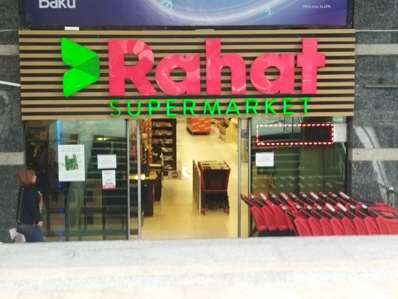 “Rahat marketlər şəbəkəsində KASSA TƏLƏSİ: Alıcının diqqətsizliyi bahasına qazanc?”