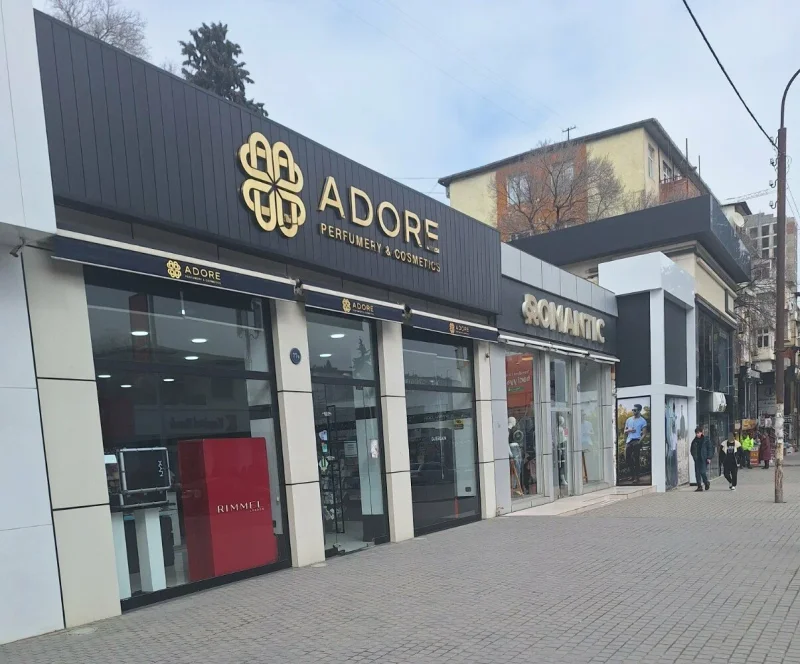 “ADORE”də saxta ətir satılır?