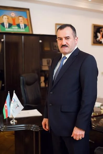Müasir sağlamlıq menecmentində inteqrativ yanaşma- Bioloji Təbabət Klinikasının rəhbəri Elxan Yaqubov